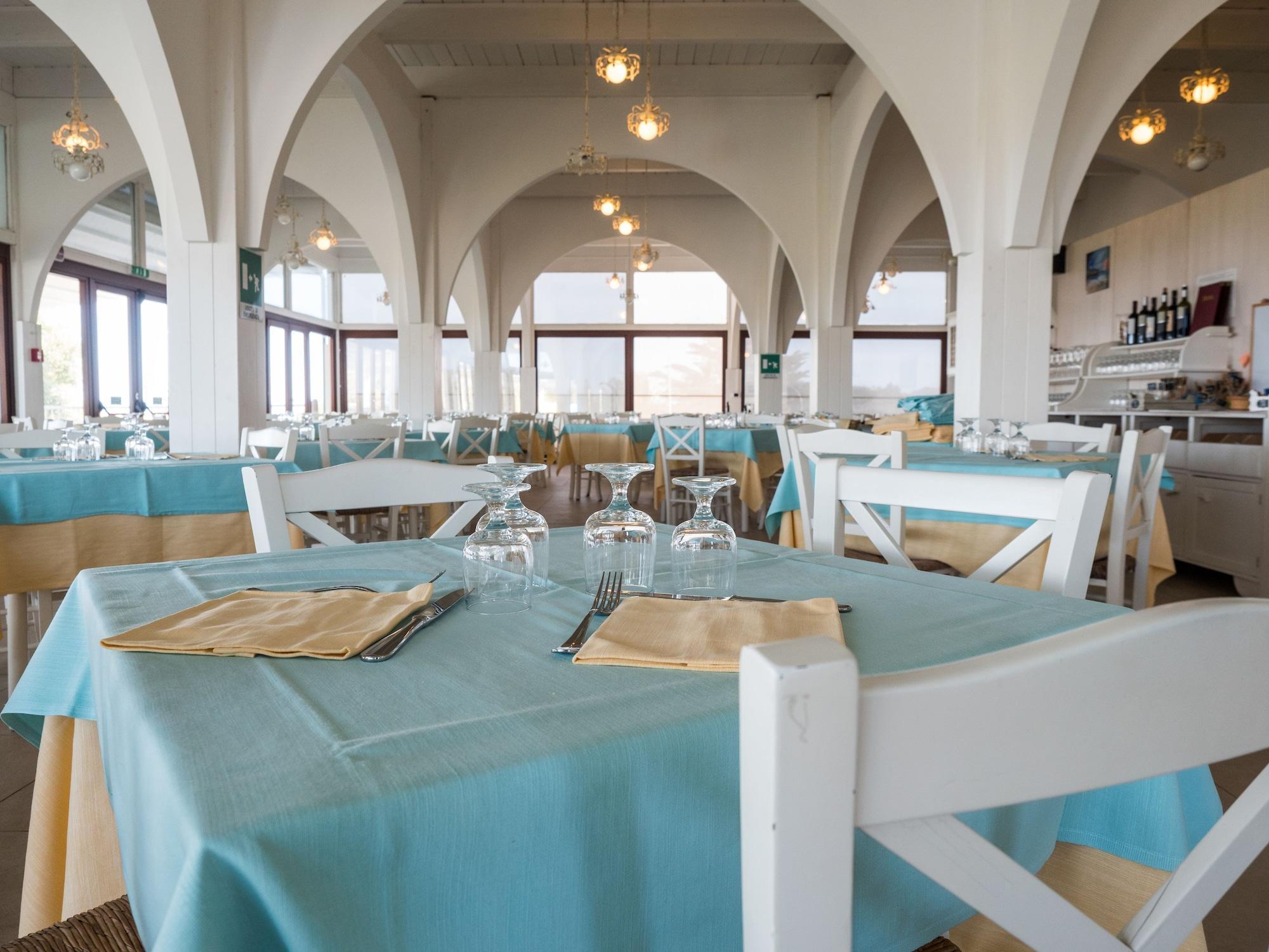 Hotel Cala Reale Stintino Exteriör bild