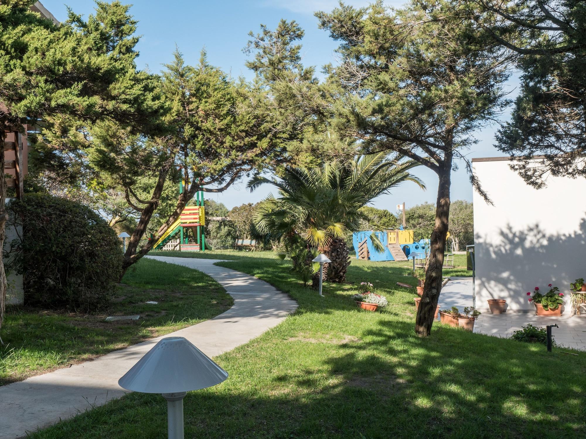 Hotel Cala Reale Stintino Exteriör bild