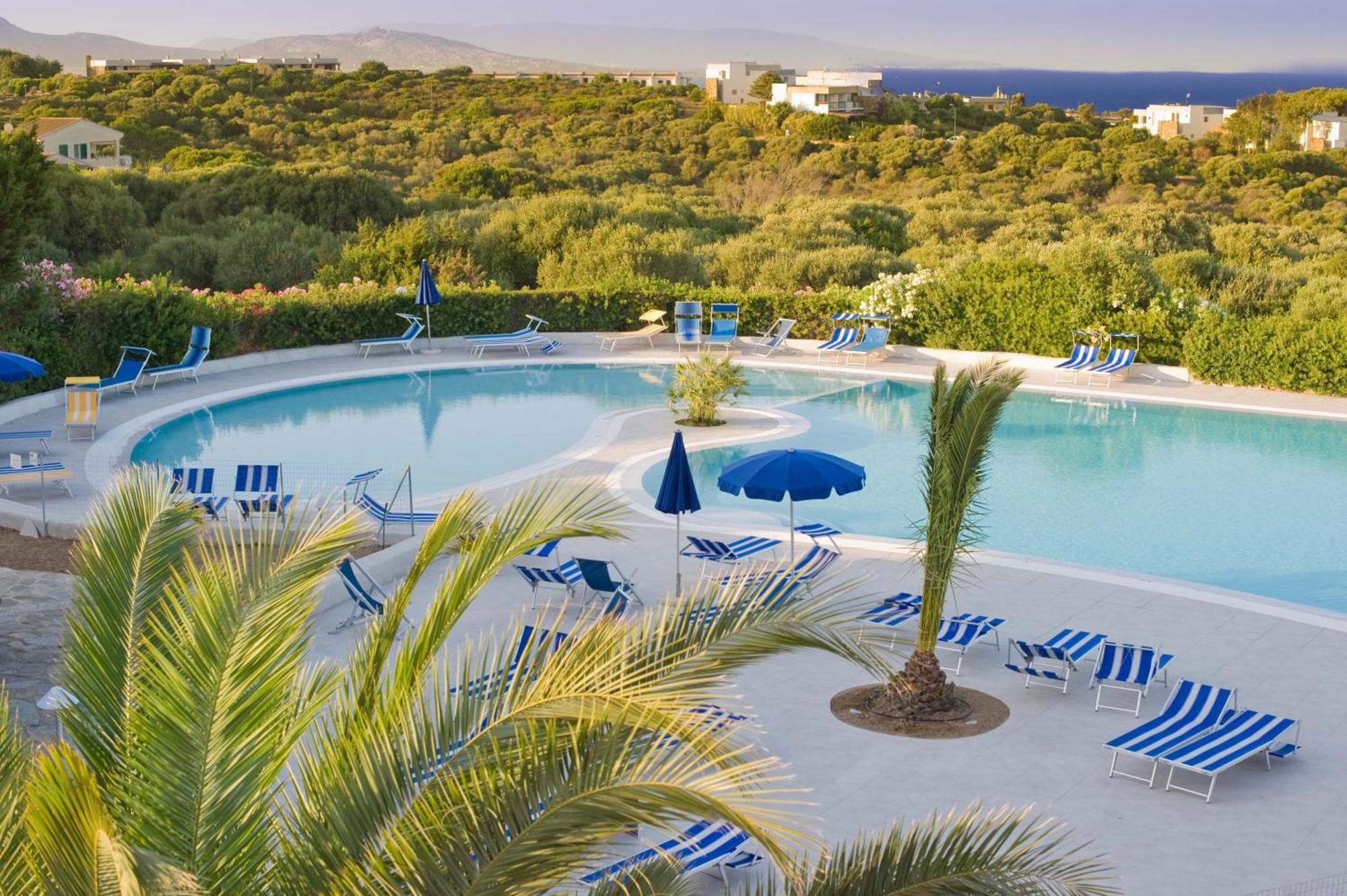 Hotel Cala Reale Stintino Exteriör bild